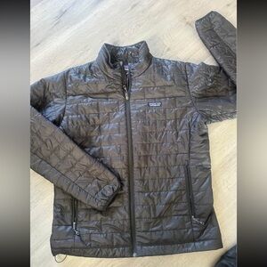 Men's Large Black Patagonia Quilted Jacket